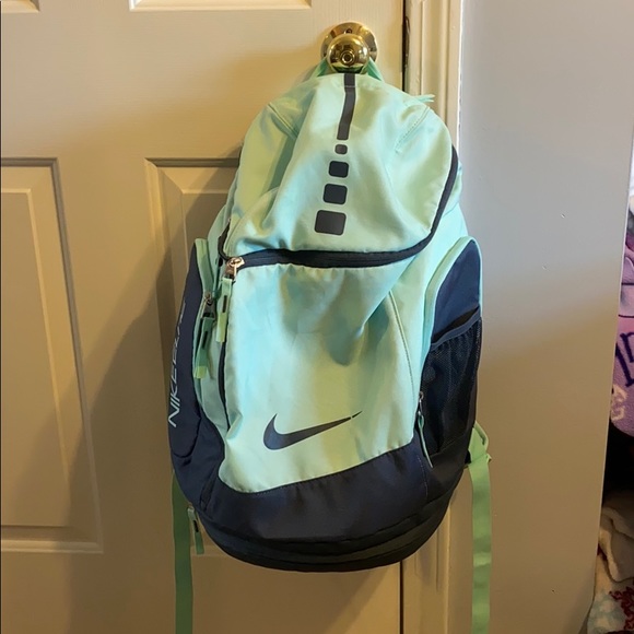 Nike Handbags - Nike Elite Hoops Backpack